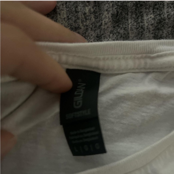 Gildan White Tee with Red Star and Blue Text - Picture 2 of 4